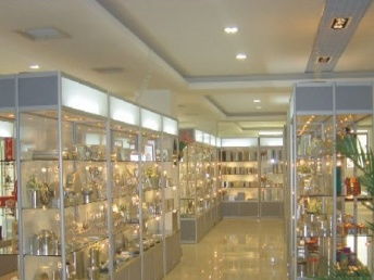 打造专业展示空间 图优胜货架厂精品展示柜设计定制服务